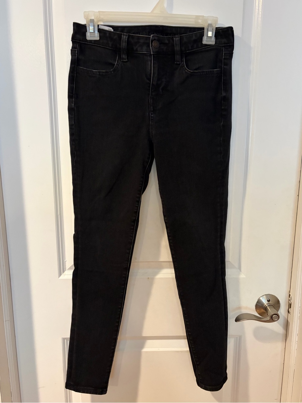 American Eagle Outfitters Black Women's Hi-Rise Skinny Jeans, Size 4